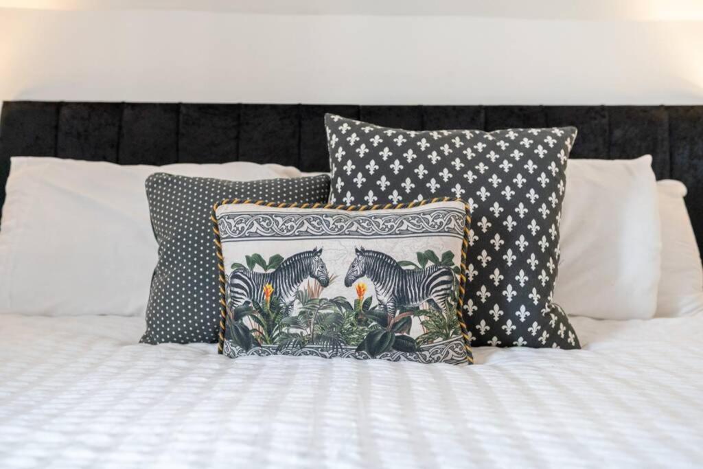 Phenix Central - Huge 3 Bed, Super Equipped Apartment. Cardiff Eksteriør billede