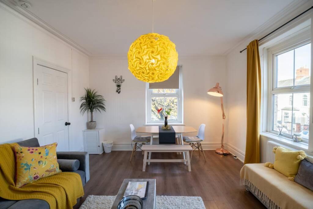Phenix Central - Huge 3 Bed, Super Equipped Apartment. Cardiff Eksteriør billede