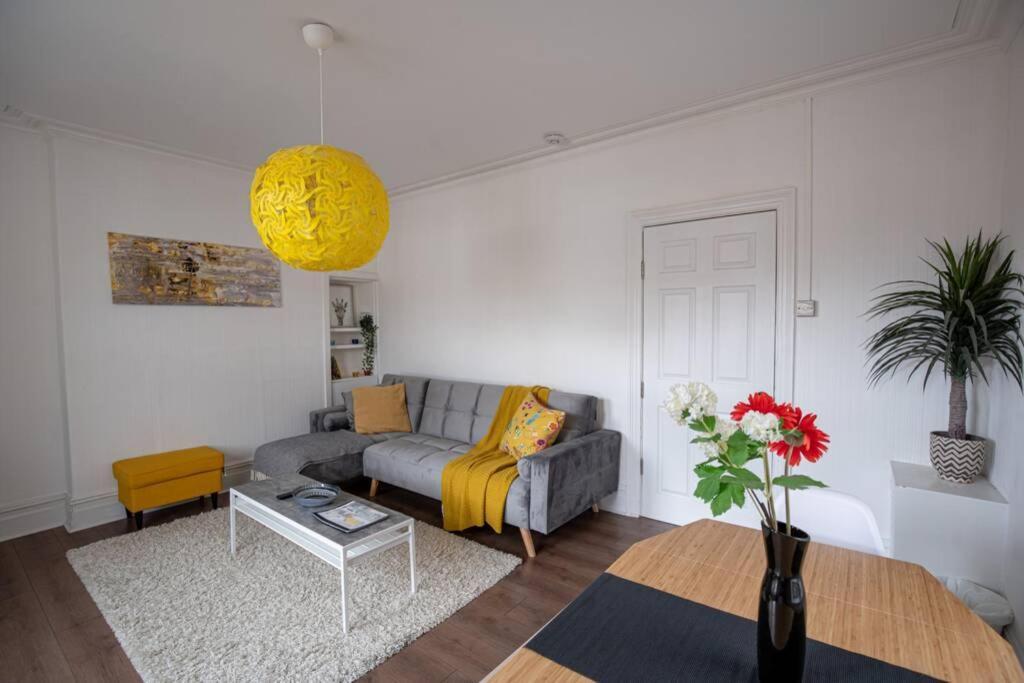 Phenix Central - Huge 3 Bed, Super Equipped Apartment. Cardiff Eksteriør billede